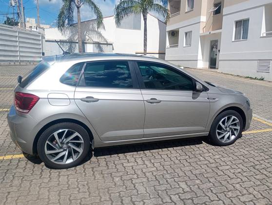 VOLKSWAGEN POLO 1.0 200 TSI HIGHLINE AUTOMÁTICO